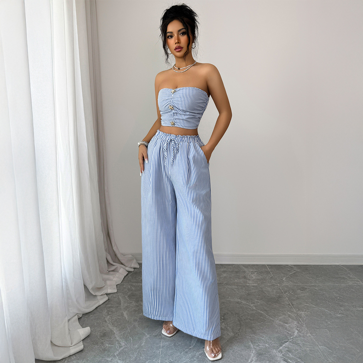 Summer Clothing Italy - Elegantes Design Gestreifter Geknöpfter Trägerloser Anzug